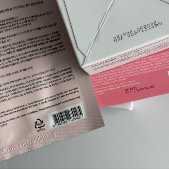 Medicube PDRN Pink Glass Skin Bundle - Serum, Cream, Peptide Serum & Mask - Picture 3 of 4